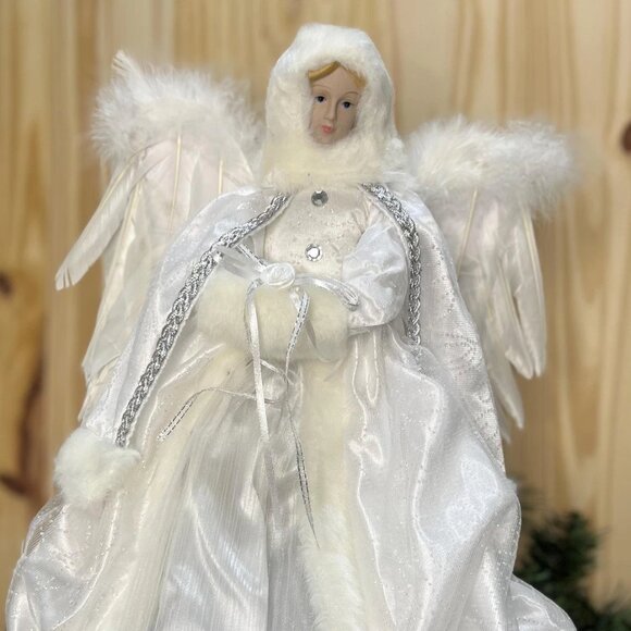 Hooded Coat Angel Tree Topper Christmas Decoration Holiday Decor Gift Keepsake - Picture 1 of 6